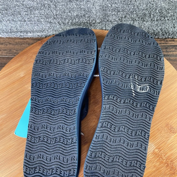 WOMEN'S REEF NAVY/NAVY BLUE GINGER BEACH/POOL FLIP FLOP SANDALS SIZE 9 NWT - Picture 9 of 9
